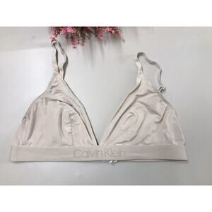 Pre-Owned Sexy Logo Calvin Klein Lightly Lined Triangle Bralette Large Beige